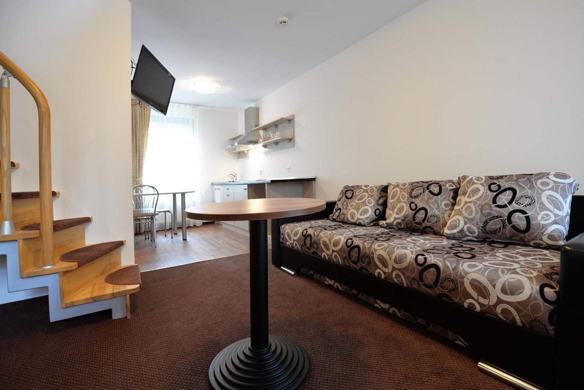 Guest House & Villa Astoma พาลังกา ห้อง รูปภาพ